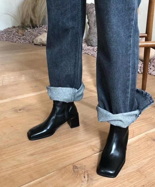chuclla（チュクラ）の「Chunky heels ankle boots chs21a020（ブーツ・レディース・イエロー/ブラック・38/39/40/36/37）」の2枚目の写真