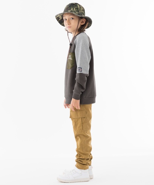 KRIFF MAYER Kid's Collection(クリフメイヤーキッズコレクション)の「WEB限定ポケットロゴスウェット(スウェット・キッズ・グレー/ブルー/ナチュラル/チャコール・120/130/140/150/160/170)」の7枚目の写真