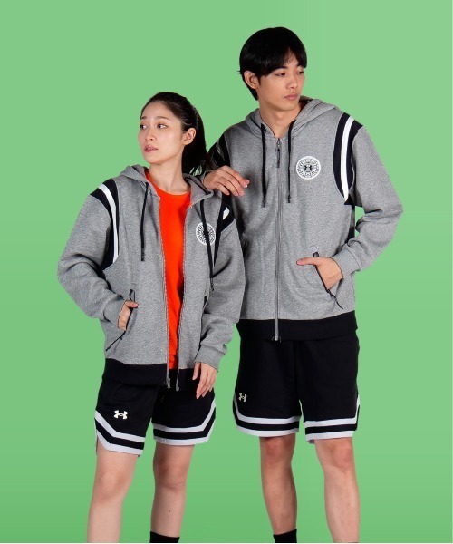 UNDER ARMOUR(アンダーアーマー)の「UAライバルフリース フルジップ フーディー アルママイタ(トレーニング/メンズ)(スウェット・メンズ・ブラック/グレー・XL/S/M/3XL/XXL/L)」の2枚目の写真