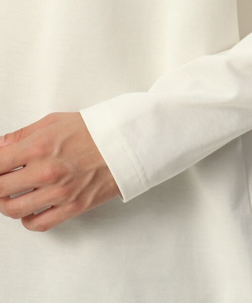 tk.TAKEO KIKUCHI（ティーケータケオキクチ）の「◆ウルティマコットンTシャツ(長袖)（Tシャツ/カットソー・メンズ・チャコールグレー/サンドベージュ/ブラック/オフホワイト/ライトベージュ/グレー・02/03/01）」の16枚目の写真