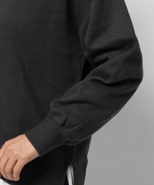 LOWRYS FARM(ローリーズファーム)の「スエードタッチスキッパープルオーバー 219241(スウェット・レディース・チャコールグレー/イエロー/ブルー/アイボリー・FREE)」の15枚目の写真