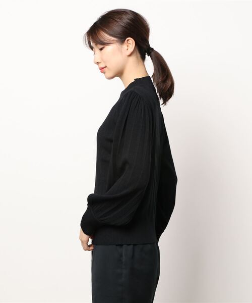 Te chichi（テチチ）の「プリーツスタンドネックニット（ニット/セーター・レディース・ブラウン/グリーン/ブラック・ﾌﾘ-）」の4枚目の写真