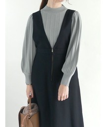 プリーツスタンドネックニット