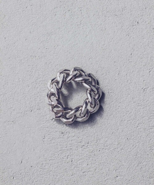 and cloud（アンドクラウド）の「Curb Chain Cutting Ring（リング・レディース・ブラック/シルバー/イエローゴールド・S/L/LL）」の5枚目の写真