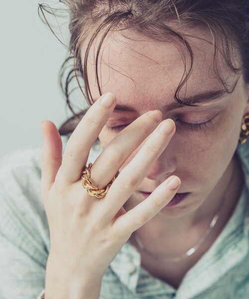 and cloud（アンドクラウド）の「Curb Chain Cutting Ring（リング・レディース・ブラック/シルバー/イエローゴールド・S/L/LL）」の9枚目の写真