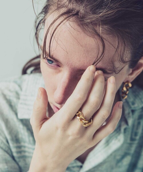 and cloud（アンドクラウド）の「Curb Chain Cutting Ring（リング・レディース・ブラック/シルバー/イエローゴールド・S/L/LL）」の10枚目の写真