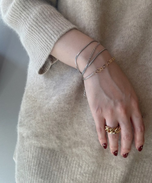 and cloud（アンドクラウド）の「Curb Chain Cutting Ring（リング・レディース・ブラック/シルバー/イエローゴールド・S/L/LL）」の4枚目の写真