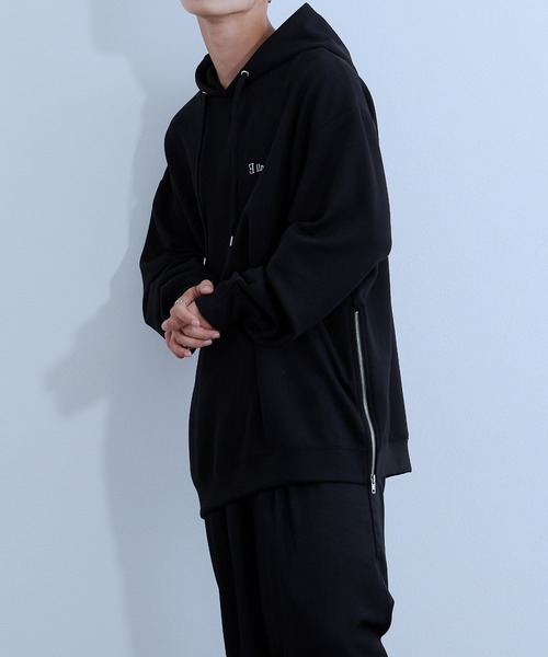 Ellno Loset（エルノロゼット）の「サイドZIPフーディー（パーカー・メンズ・ブラック/ダークグリーン・MEDIUM/LARGE）」の5枚目の写真