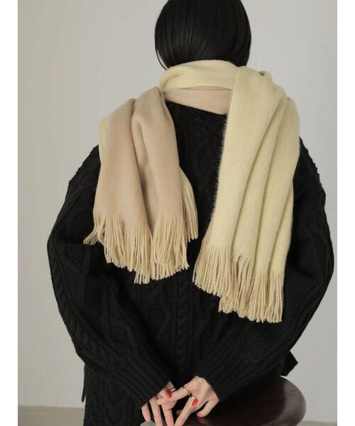 AMERICAN HOLIC（アメリカンホリック）の「リバーシブルラッセルストール（マフラー・レディース・ピンク/イエロー/アイボリー・FREE）」の4枚目の写真