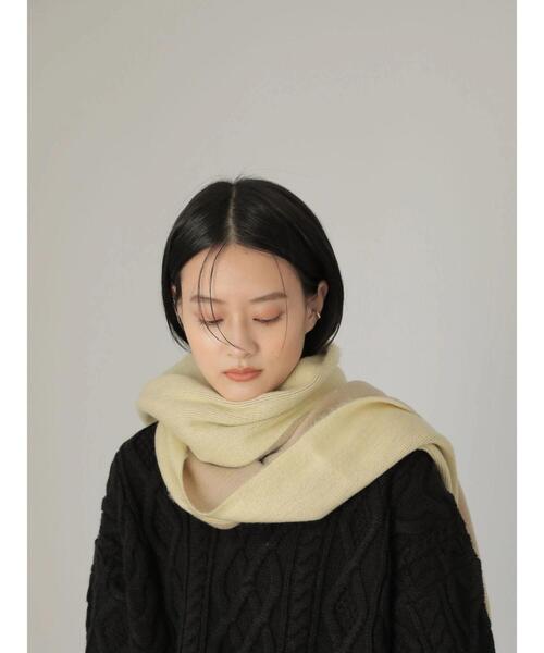 AMERICAN HOLIC（アメリカンホリック）の「リバーシブルラッセルストール（マフラー・レディース・ピンク/イエロー/アイボリー・FREE）」の5枚目の写真