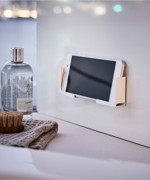 tower（タワー）の「tower マグネット バスルーム タブレットホルダー スマホホルダー（バス/トイレグッズ・レディース・ホワイト・フリー）」の4枚目の写真