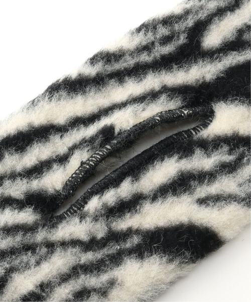 COLD BREAKER(コールドブレーカー)の「【COLD BREAKER/コールドブレイカー】 tubular scarf(マフラー・レディース・ブラック/アイボリー/その他・FREE)」の4枚目の写真