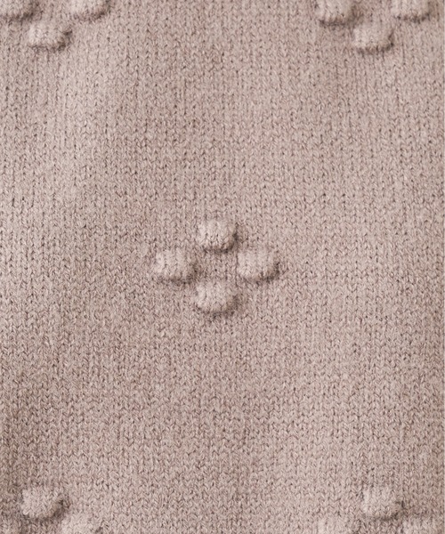 natural couture(ナチュラルクチュール)の「【WEB限定カラー有り】つぶつぶお花ニット(ニット/セーター・レディース・グレー/オフホワイト/ライトベージュ/グリーン/ピンク・FREE)」の6枚目の写真