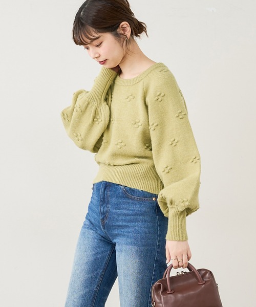 natural couture(ナチュラルクチュール)の「【WEB限定カラー有り】つぶつぶお花ニット(ニット/セーター・レディース・グレー/オフホワイト/ライトベージュ/グリーン/ピンク・FREE)」の17枚目の写真