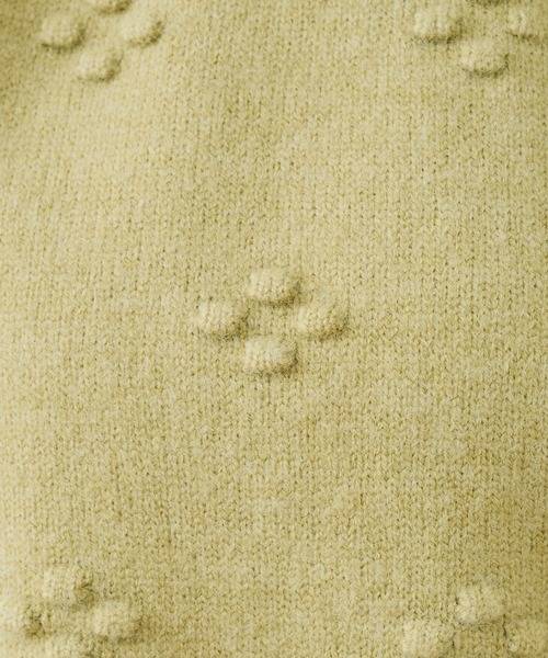 natural couture(ナチュラルクチュール)の「【WEB限定カラー有り】つぶつぶお花ニット(ニット/セーター・レディース・グレー/オフホワイト/ライトベージュ/グリーン/ピンク・FREE)」の7枚目の写真