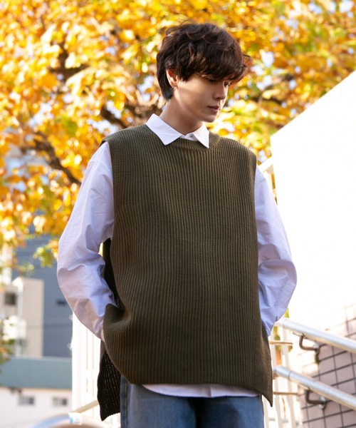ALAND（エーランド）の「3.3Field Trip／SIDESLITニットVEST 2260994（ベスト・メンズ・ブラック/カーキ/ベージュ・FREE）」の5枚目の写真