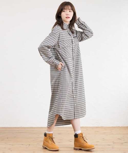 MILKFED.(ミルクフェド)の「STAND COLLAR PLAID DRESS(ワンピース・レディース・ライトブルー/ライトパープル・ONE SIZE)」の21枚目の写真