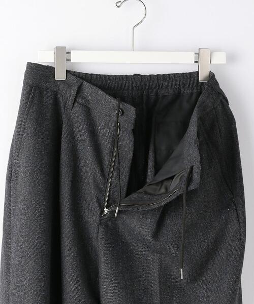 green label relaxing by 風早ゆうた（グリーンレーベルリラクシングバイカゼハヤユウタ）の「【WEB限定】＜KZ×green label relaxing＞ホームスパン 1P パンツ -セットアップ可能-（スラックス・メンズ・ブラック・S/L/M）」の11枚目の写真