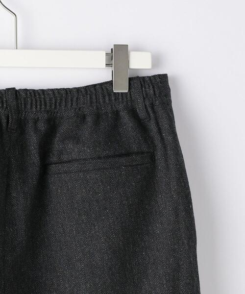 green label relaxing by 風早ゆうた（グリーンレーベルリラクシングバイカゼハヤユウタ）の「【WEB限定】＜KZ×green label relaxing＞ホームスパン 1P パンツ -セットアップ可能-（スラックス・メンズ・ブラック・S/L/M）」の16枚目の写真