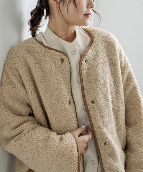 PUAL CE CIN（ピュアルセシン）の「キルト×ボアリバーシブルコート（ノーカラーコート・レディース・カーキ/ブラウン系その他/ベージュ系その他・FREE）」の4枚目の写真