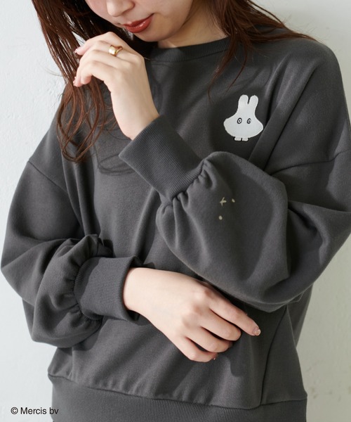 natural couture（ナチュラルクチュール）の「【ミッフィーコラボ】ふわもこフェイススウェット（パーカー・レディース・チャコールグレー/オフホワイト/モカ・FREE）」の9枚目の写真