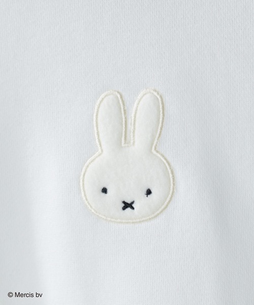 natural couture（ナチュラルクチュール）の「【ミッフィーコラボ】ふわもこフェイススウェット（パーカー・レディース・チャコールグレー/オフホワイト/モカ・FREE）」の7枚目の写真