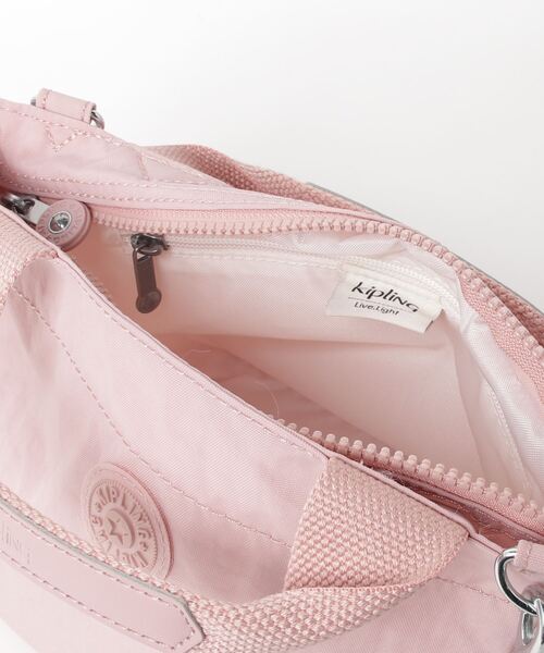 kipling(キプリング)の「Kipling キプリング 2WAY ハンドバッグ(ハンドバッグ・レディース・ライトピンク・FREE)」の4枚目の写真