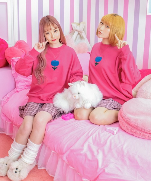 PairPair(ペアペア)の「カラフルサガラ刺繍プルオーバー(スウェット・レディース・サックスブルー/ピンク・FREE)」の6枚目の写真