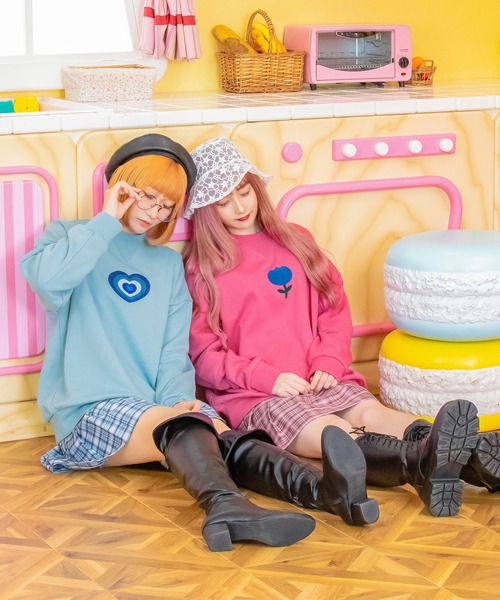 PairPair(ペアペア)の「カラフルサガラ刺繍プルオーバー(スウェット・レディース・サックスブルー/ピンク・FREE)」の7枚目の写真