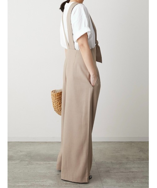 LA PEAU DE GEM（ラポドゥジェム）の「【LA PEAU DE GEM】ハイウエストサスペンダーパンツ（サロペット/オーバーオール・レディース・ブラック/ベージュ・FREE）」の11枚目の写真