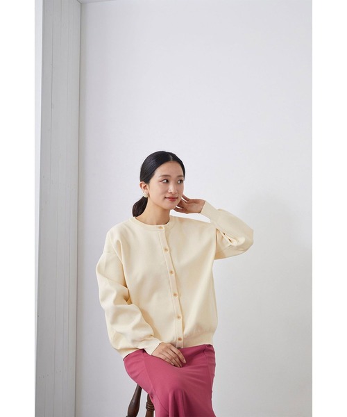 NICOLE white（ニコルホワイト）の「ダンボールニット カーブスリーブカーディガン（カーディガン/ボレロ・レディース・グレー/オフホワイト/イエロー/グリーン・FREE）」の2枚目の写真