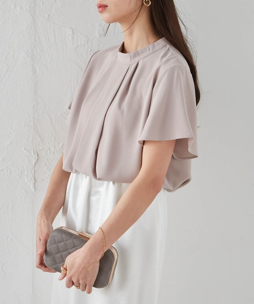 RANAN（ラナン）の「[UVカット/抗菌防臭/防しわ]タックデザインフリルブラウス（シャツ/ブラウス・レディース・ブラック/ネイビー/ブルーグレー/ブラウン系その他/オフホワイト/ホワイト/ピンク/ブラック系その他/ホワイト系その他・M/LL/L/3L）」の12枚目の写真