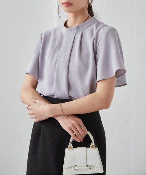 RANAN（ラナン）の「[UVカット/抗菌防臭/防しわ]タックデザインフリルブラウス（シャツ/ブラウス・レディース・ブラック/ネイビー/ブルーグレー/ブラウン系その他/オフホワイト/ホワイト/ピンク/ブラック系その他/ホワイト系その他・M/LL/L/3L）」の15枚目の写真