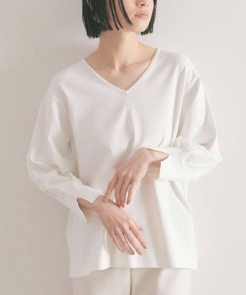 qualite（カリテ）の「ﾚｰﾖﾝｽﾄﾚｯﾁﾆｯﾄ（ニット/セーター・レディース・チャコールグレー/ホワイト/ピンク・フリー）」の2枚目の写真