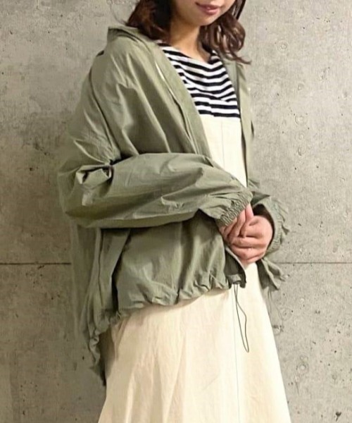 studio CLIP（スタディオクリップ）の「ポケッタブルショートブルゾン（ブルゾン・レディース・ブラック/ベージュ/カーキ/ラベンダー・MEDIUM/LARGE）」の3枚目の写真