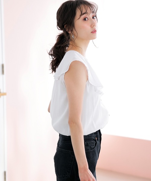 GeeRA(ジーラ)の「フリル衿デザインブラウス(シャツ/ブラウス・レディース・ブラック/オフホワイト/ピンク・MEDIUM/LARGE/X-LARGE)」の10枚目の写真