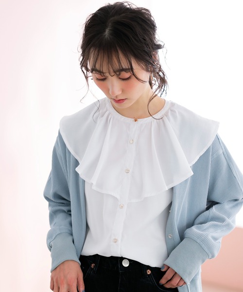 GeeRA(ジーラ)の「フリル衿デザインブラウス(シャツ/ブラウス・レディース・ブラック/オフホワイト/ピンク・MEDIUM/LARGE/X-LARGE)」の15枚目の写真