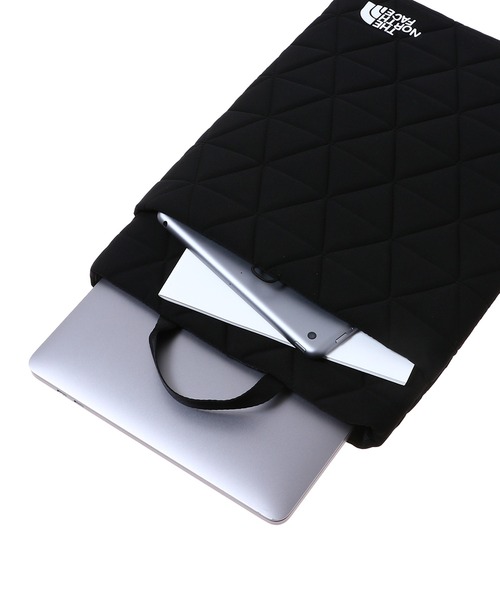 THE NORTH FACE(ザノースフェイス)の「THE NORTH FACE Geoface PC Sleeve 15 NM82031(PC・タブレットケース・メンズ・ブラック/ベージュ・FREE)」の7枚目の写真