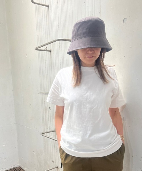 COLOR TOKYO ACCESSORIES(カラートウキョウアクセサリー)の「キャンバス地バケットハット(ハット・レディース・Beige/グレー/Black/White・FREE)」の3枚目の写真