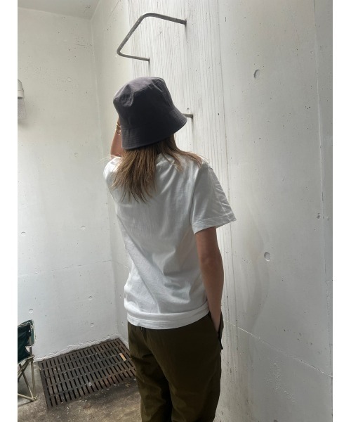 COLOR TOKYO ACCESSORIES(カラートウキョウアクセサリー)の「キャンバス地バケットハット(ハット・レディース・Beige/グレー/Black/White・FREE)」の12枚目の写真