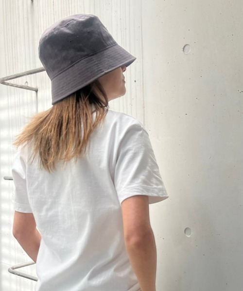 COLOR TOKYO ACCESSORIES(カラートウキョウアクセサリー)の「キャンバス地バケットハット(ハット・レディース・Beige/グレー/Black/White・FREE)」の15枚目の写真