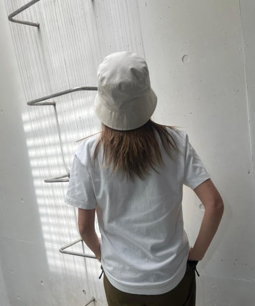 COLOR TOKYO ACCESSORIES(カラートウキョウアクセサリー)の「キャンバス地バケットハット(ハット・レディース・Beige/グレー/Black/White・FREE)」の17枚目の写真