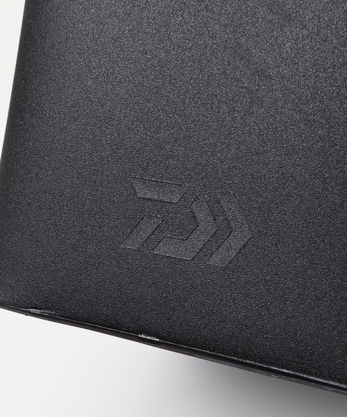 DAIWA（ダイワ）の「DAIWA　MULTI PURPOSE BAG M（ショルダーバッグ・メンズ・ブラック・-）」の5枚目の写真