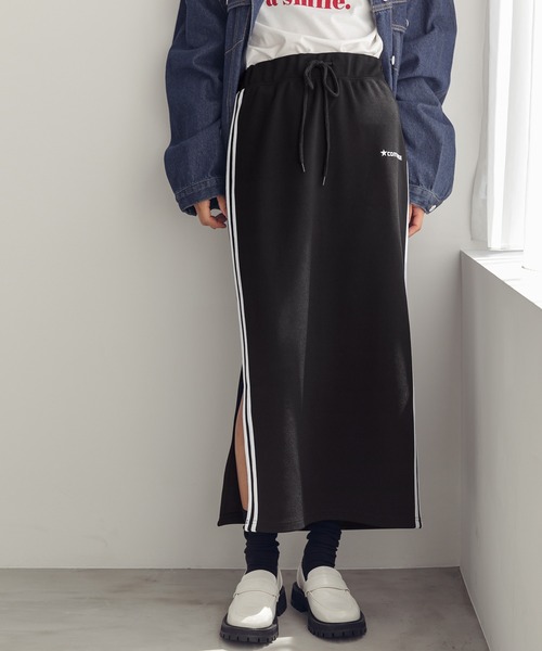 CONVERSE(コンバース)の「CONVERSE/コンバース サイドスリットラインタイトスカート(スカート・レディース・ブラック・M/L)」の1枚目の写真