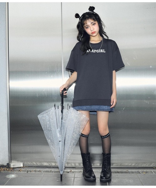 ANAP GiRL(アナップガール)の「デニム切替スウェットオーバートップス(Tシャツ/カットソー・キッズ・スミクロ/ライトグレー・S/M)」の6枚目の写真