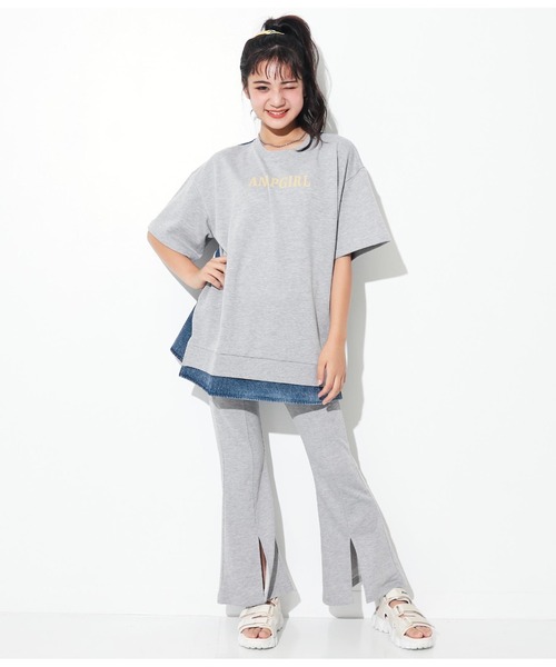 ANAP GiRL(アナップガール)の「デニム切替スウェットオーバートップス(Tシャツ/カットソー・キッズ・スミクロ/ライトグレー・S/M)」の11枚目の写真