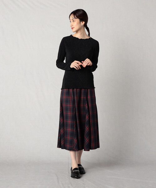 Comme　Ca　Mature（コムサマチュア）の「楊柳プリーツ　ハイネックプルオーバー（Tシャツ/カットソー・レディース・ホワイト/ブラック/ベージュ/ミント・MEDIUM/LARGE）」の6枚目の写真