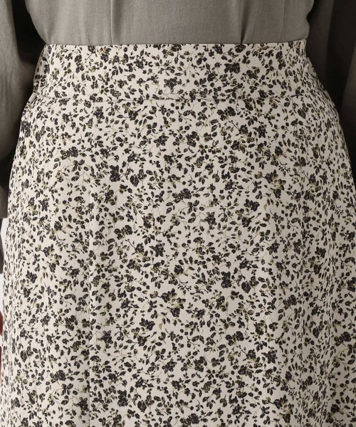 GLOBAL WORK（グローバルワーク）の「マーメイドフレアスカート/298556（スカート・レディース・オフホワイト/ブラック/チャコールグレー・FREE）」の21枚目の写真