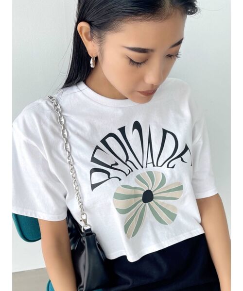 EMODA（エモダ）の「アイコンモチーフTシャツ（Tシャツ/カットソー・レディース・ホワイト/ブラック/ブラウン・FREE）」の2枚目の写真