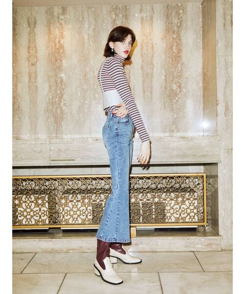 jouetie（ジュエティ）の「ベーシックフレアデニム（デニムパンツ・レディース・ライトブルー/ブラック・SMALL/MEDIUM）」の9枚目の写真